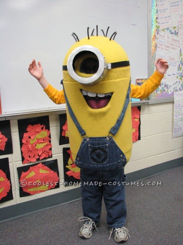 Minion+Costume Halloween Costume Ideas: Minions from Dispicable Me | Make It and Love ...