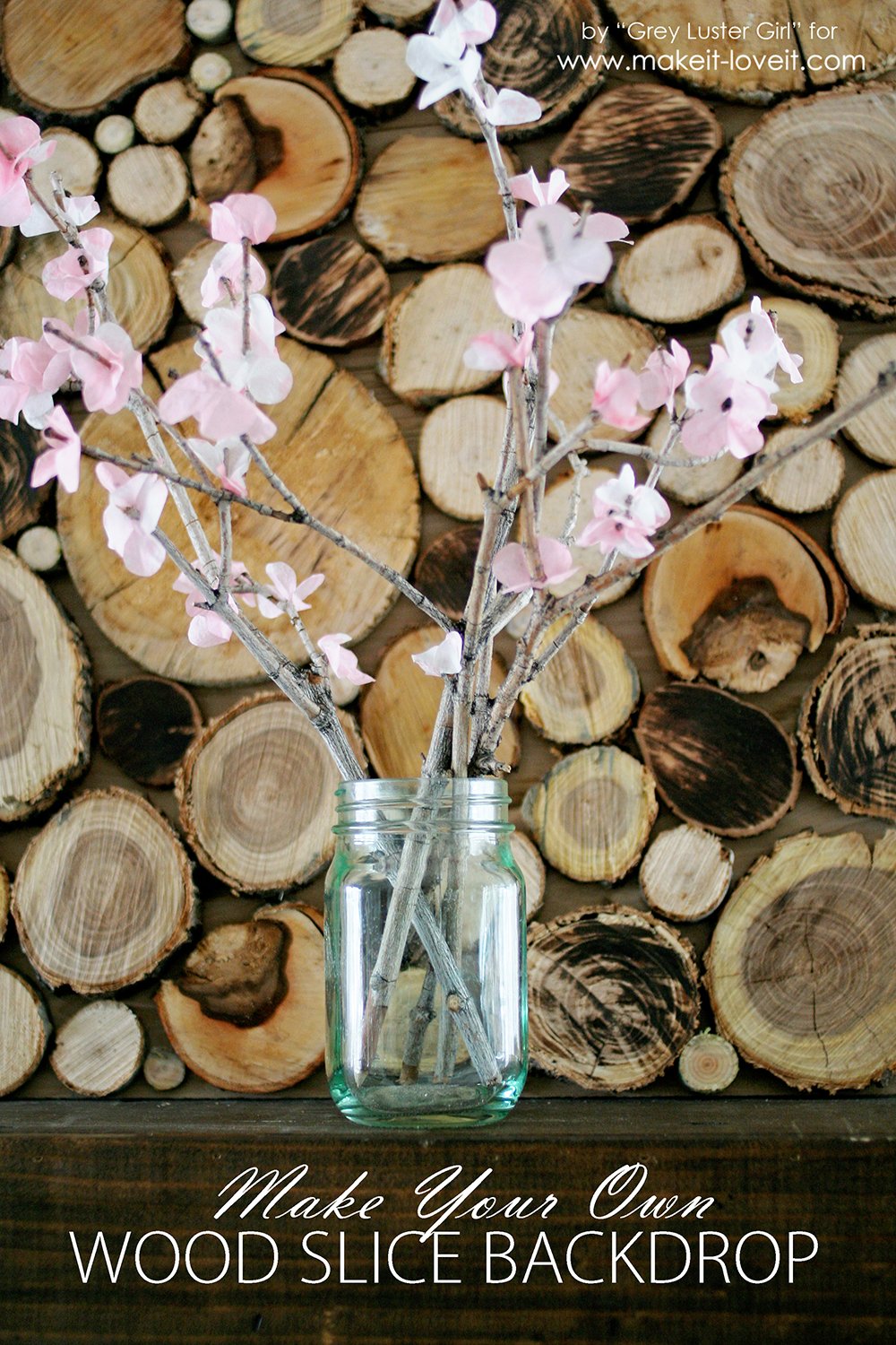 How to Make Your Own Wood Slice Backdrop | via Make It and Love It