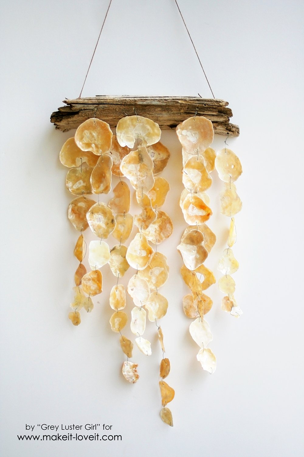 How to Make a Seashell Mobile | via makeit-loveit.com