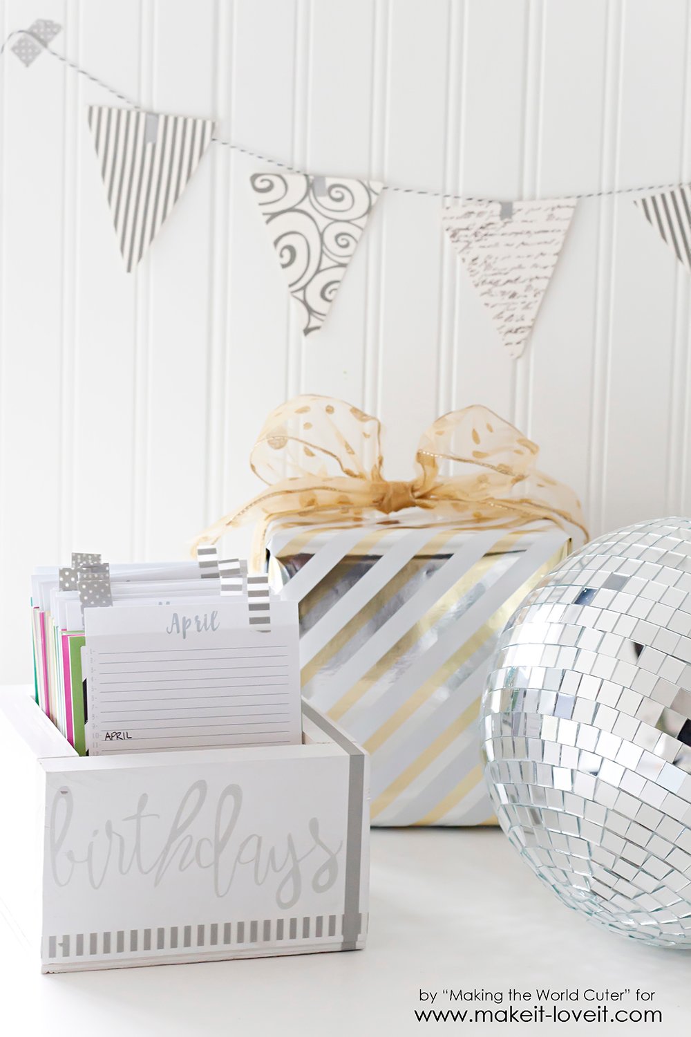 Birthday Reminder Box (...with FREE printable calendars!) | via Make It and Love It